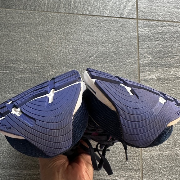 EUC Brooks Ghost 14 Women’s Size 8 Navy Pink Comfort Support Running Sneakers - Picture 8 of 16